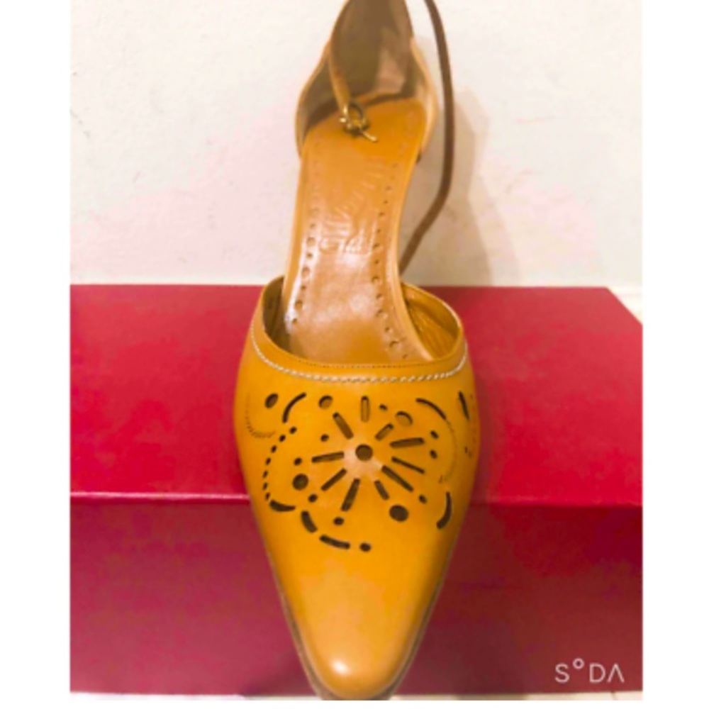 Limited Edition Authentic Salvatore Ferragamo Heel